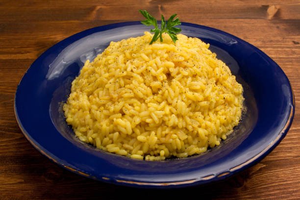 Risotto alla Milanese (Saffron Risotto) Italian Recipes