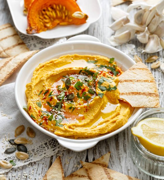 6 Irresistible Friendsgiving Appetizers to Kick Off the Feast 6 Irresistible Friendsgiving Appetizers to Kick Off the Feast
