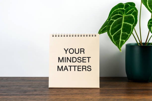How to Stay Positive During Hormonal Changes – Quotes & Wellness Essentials