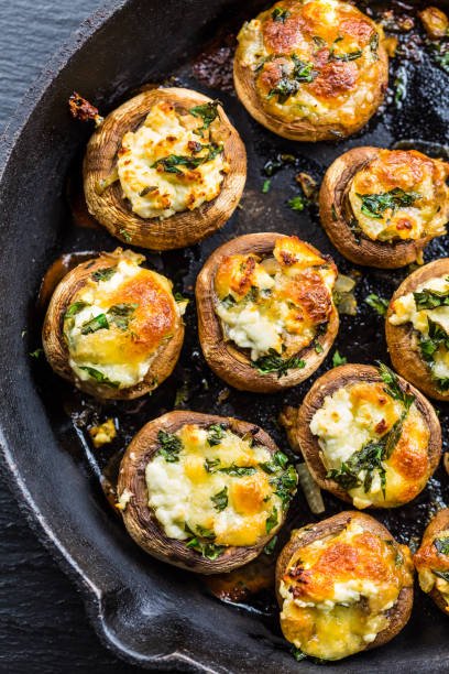 6 Irresistible Friendsgiving Appetizers to Kick Off the Feast 6 Irresistible Friendsgiving Appetizers to Kick Off the Feast